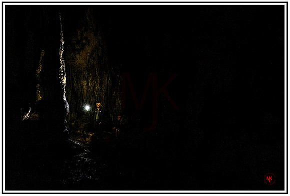 Cave (1032) MK
