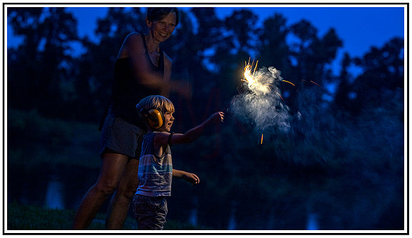 Magnolia Fireworks (430) MK
