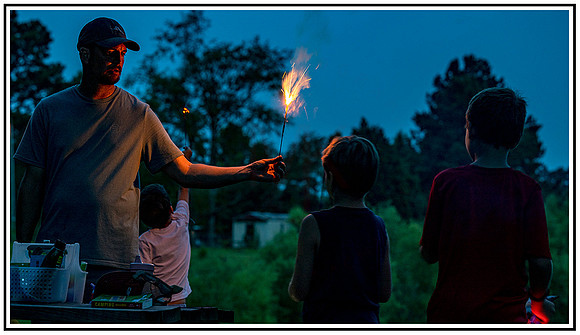Magnolia Fireworks (143) MK