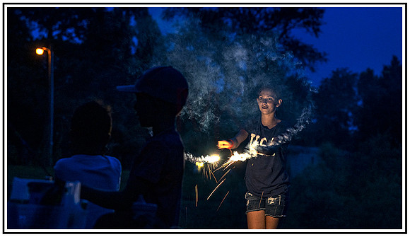 Magnolia Fireworks (559) MK